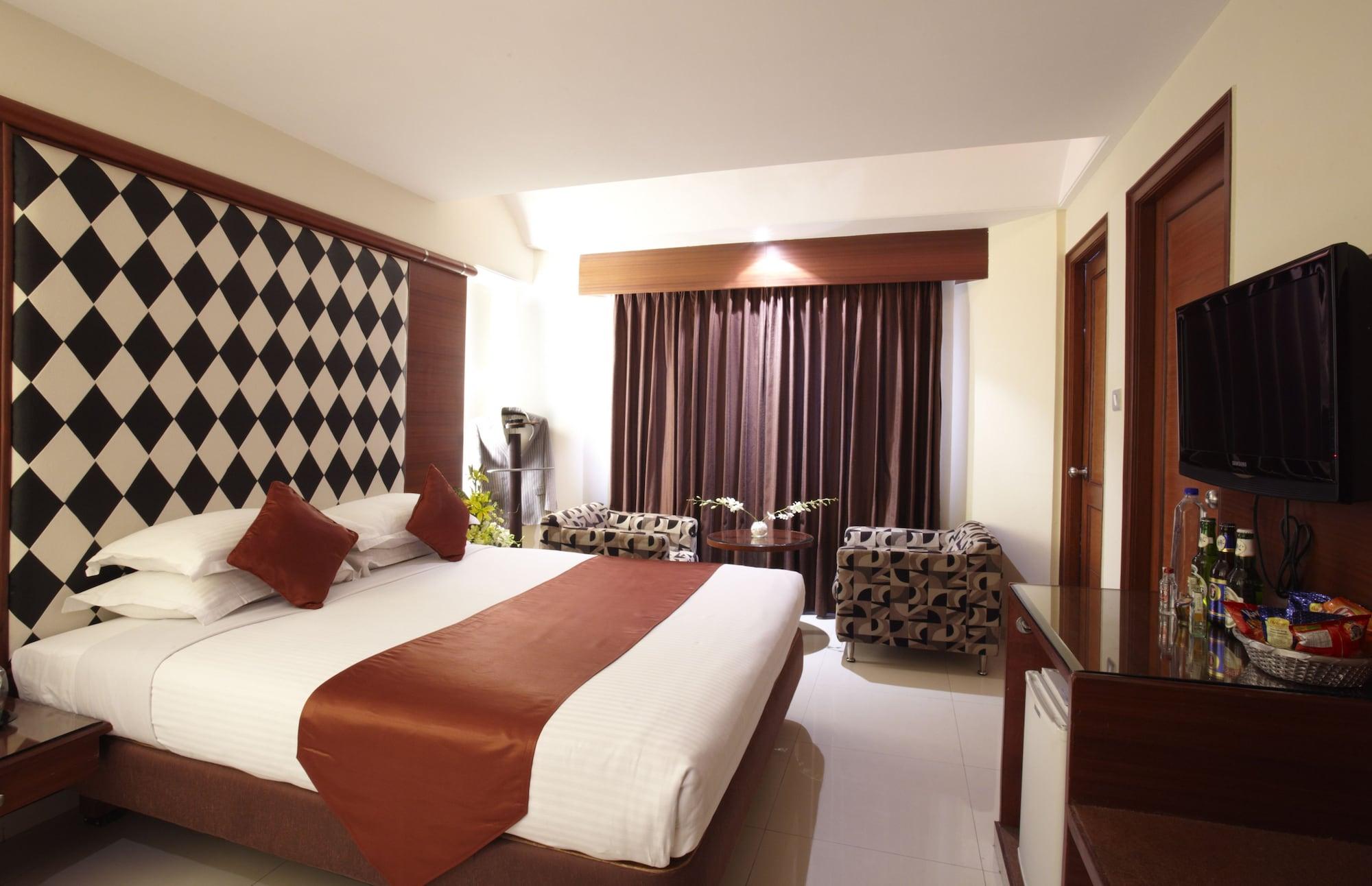 The President Hotel Μπανγκαλόρ Εξωτερικό φωτογραφία