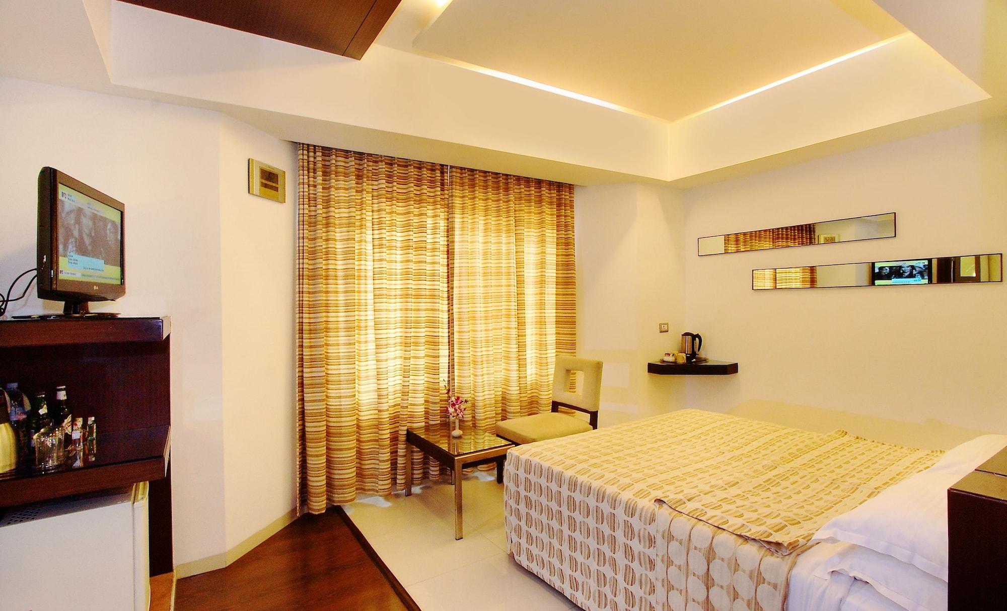 The President Hotel Μπανγκαλόρ Εξωτερικό φωτογραφία