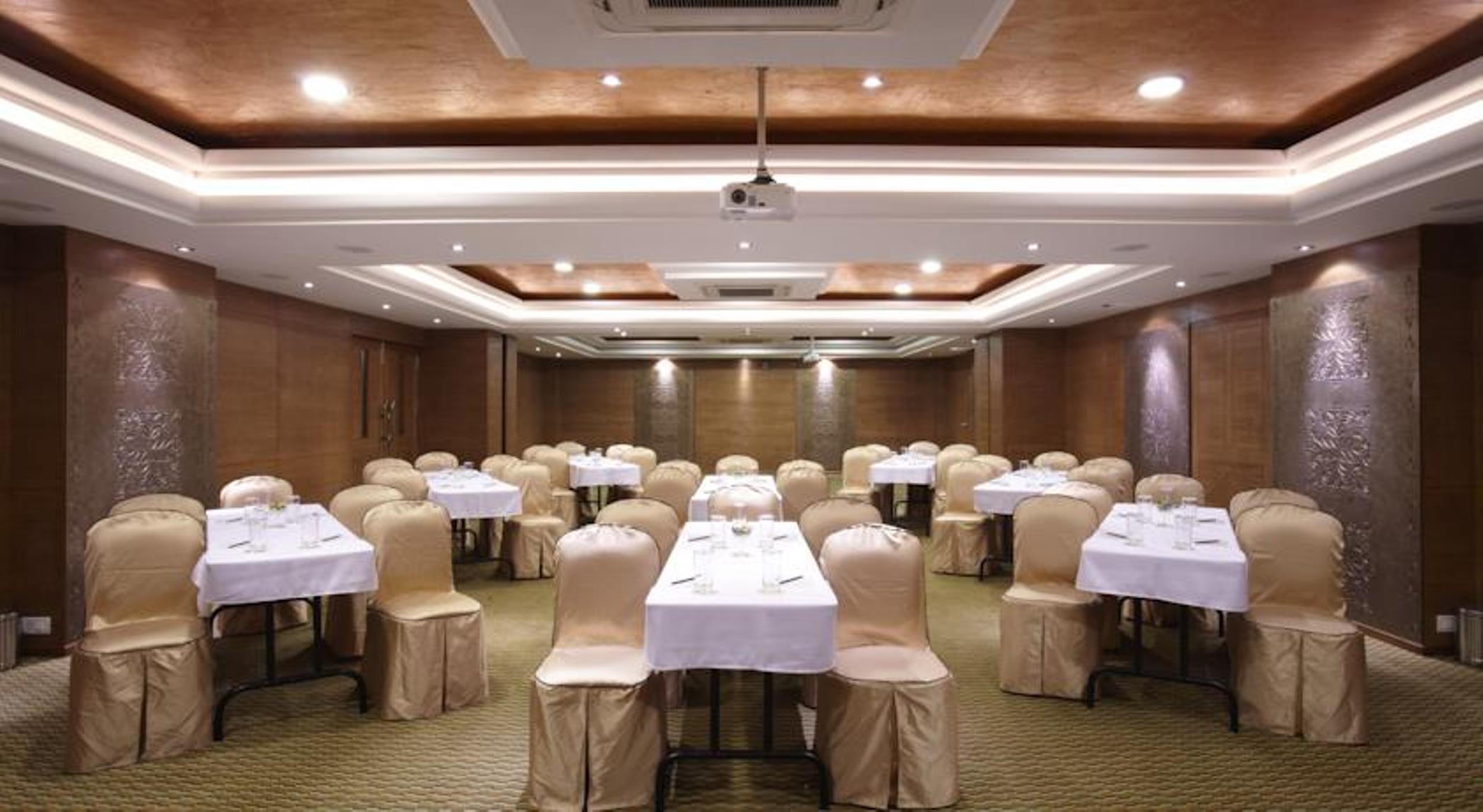 The President Hotel Μπανγκαλόρ Εξωτερικό φωτογραφία